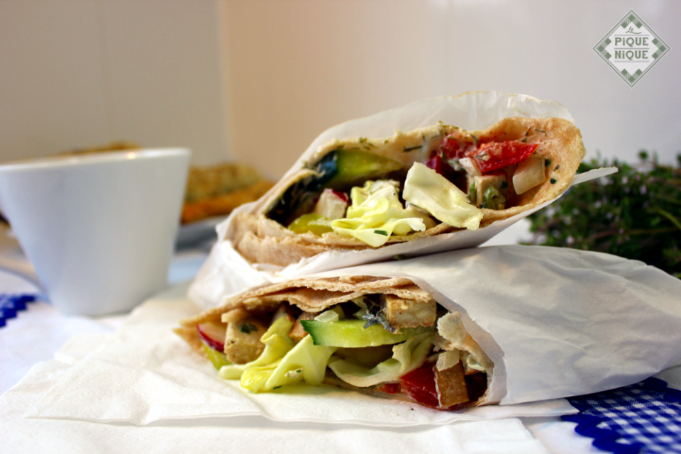 Ein Wrap aus unserem Sortiment: Sommer-Salat Wrap mit Räuchertoffu &amp; Dill Austrich